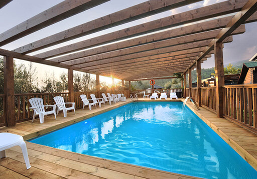 אדל אחוזת יוקרה