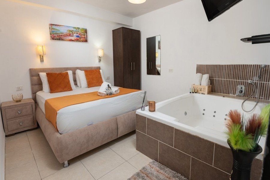 אחוזת הפרח בגני