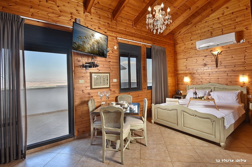 סוויטת אמטיסט