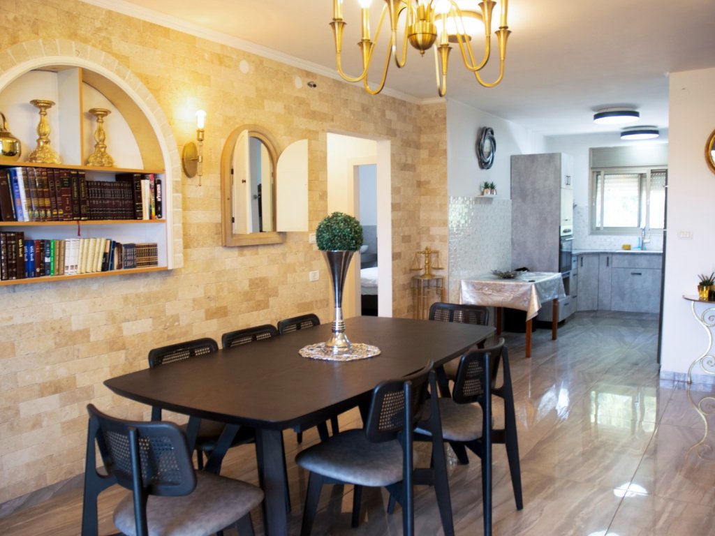 יוקרה בעתיקה צפת