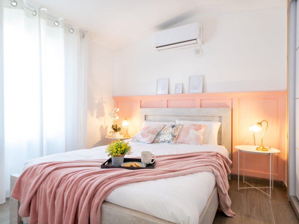 הבקתה הקסומה באחיהוד