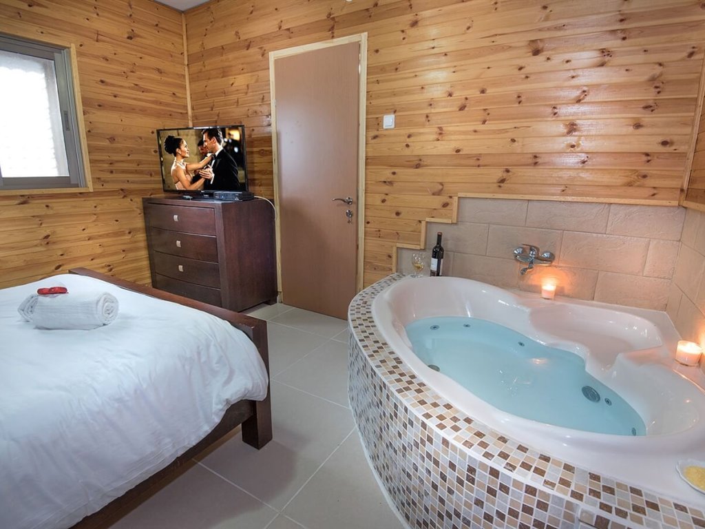 יחידה בראשית