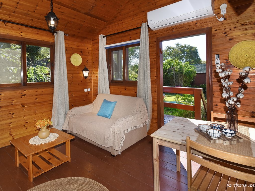 צימר בקתה בתמרים