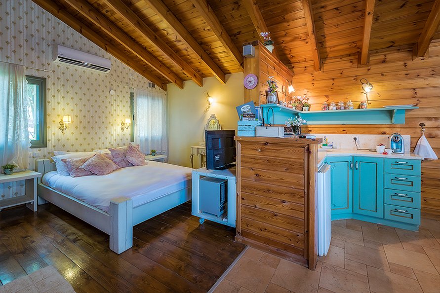 בקתת עץ כפרית בקתת עץ כפרית