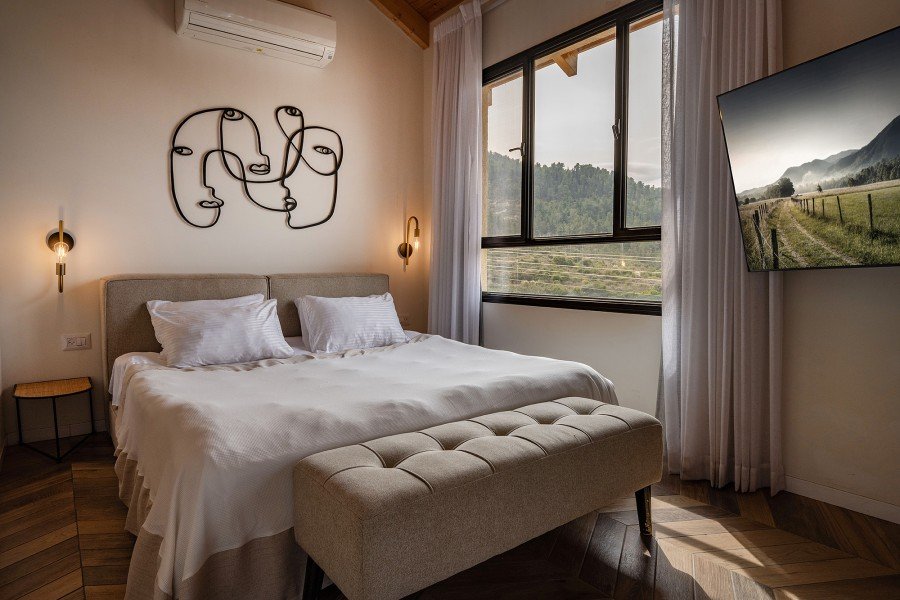 עיינות ספיר