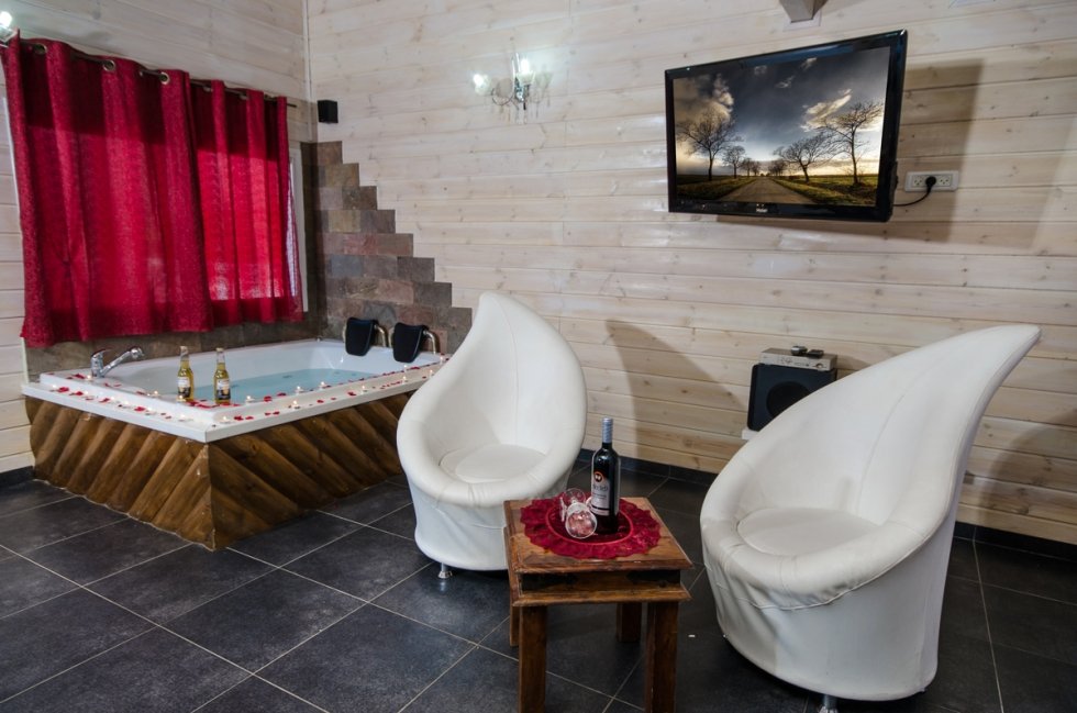 בקתות משפחתיות