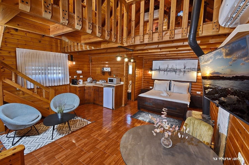 אל המעיינות הקסומים