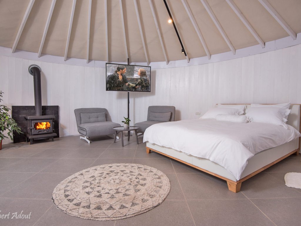 סוויטה מערבית סוויטה מערבית