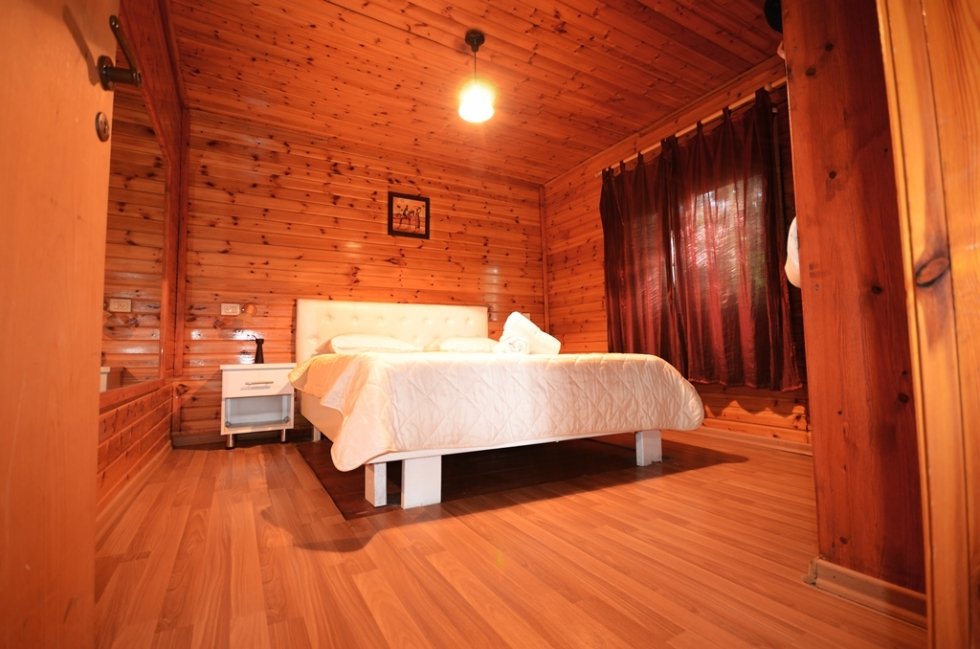 מול הים מול הים