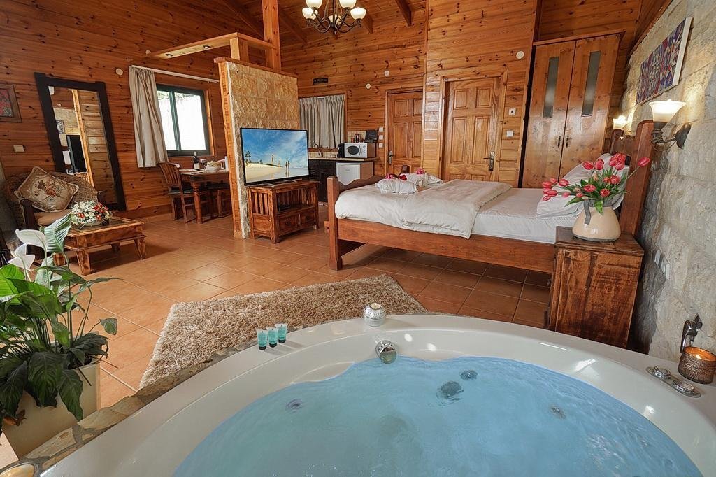 בקתת אורנים