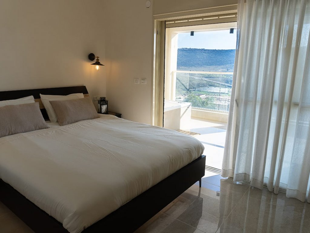 סוויטות 1 ו-2 סוויטות 1 ו-2