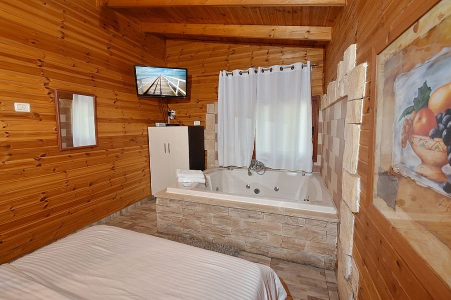 בקתות משפחתיות