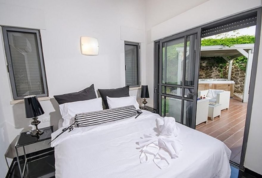 סוויטות black and white