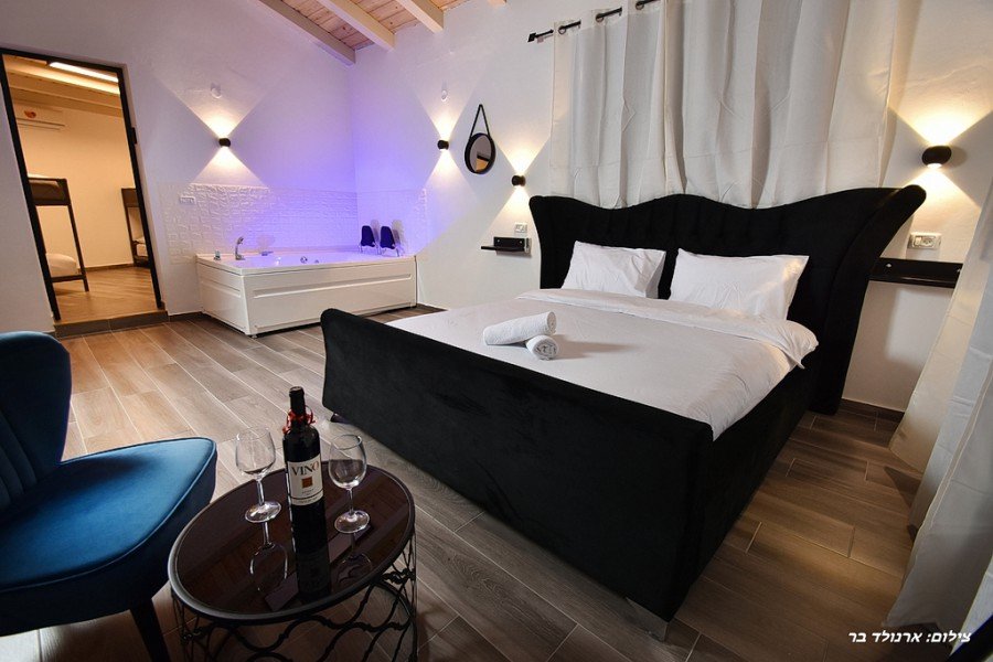 סוויטת איריס סוויטת איריס