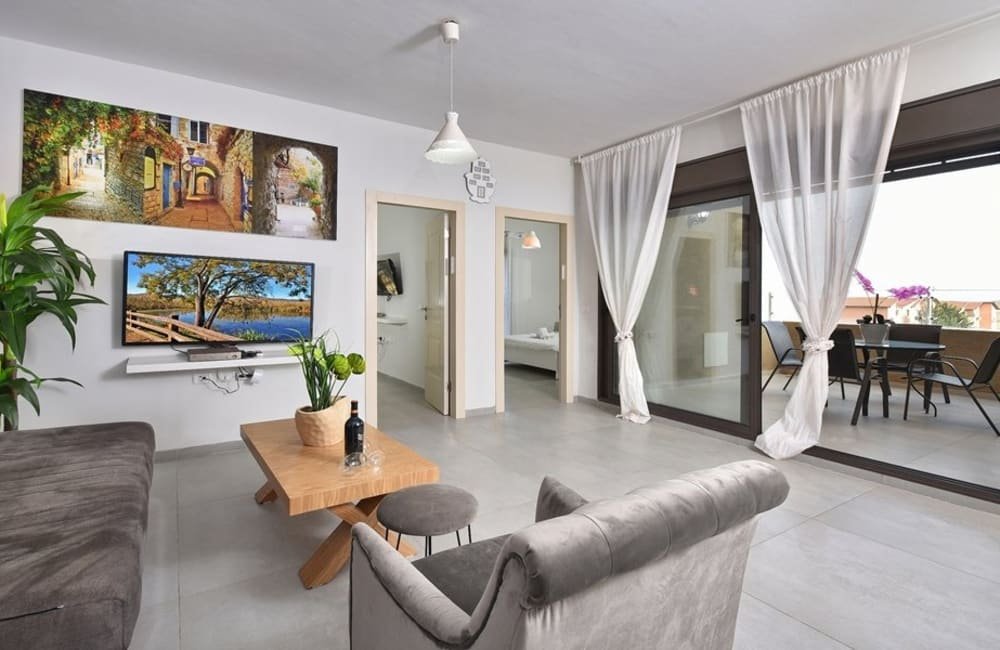 סוויטה לאגו בוטיק