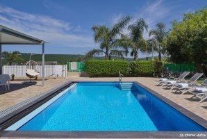 אחוזת שושנים בוטיק